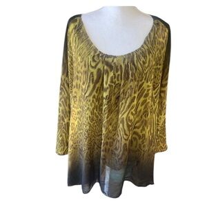 Urban Mangoz Medium ladies, 100% silk blouse, fully lined animal print pattern